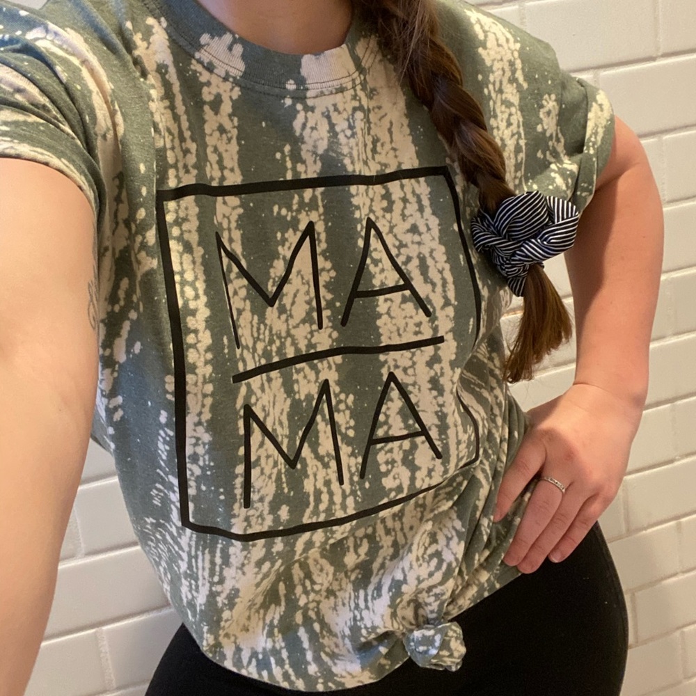 Custom MAMA Tee - Picture 2 of 4